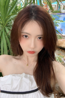 三龙一凤肉欲狂欢H